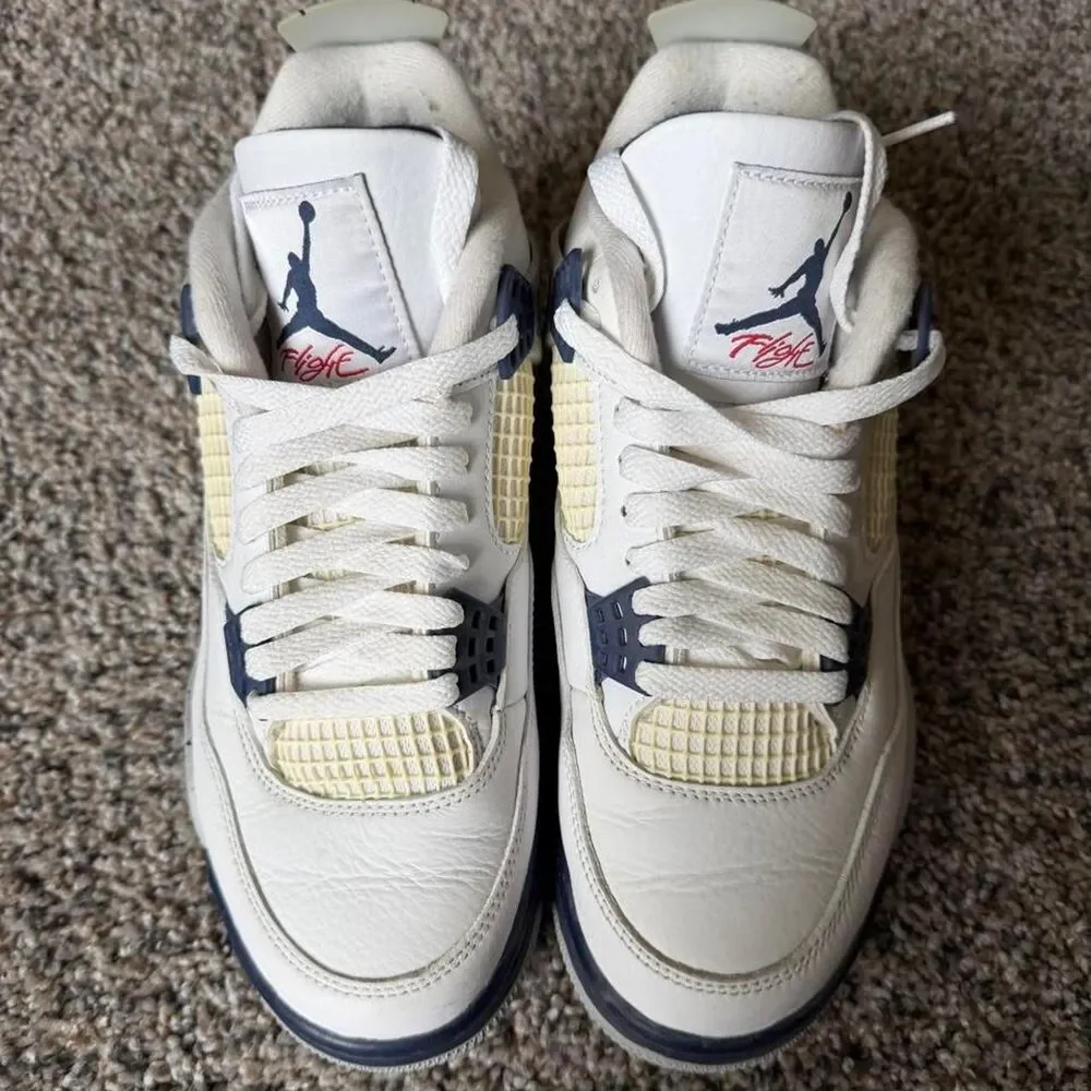Jordan Men's White and Cream Trainers